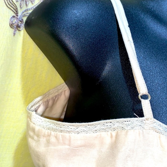 FALCON & BLOOM CREAM CAMI LACE, PLEATED, CUT-OUT ADJUSTABLE STRAPS TANK SZ S - Picture 8 of 13